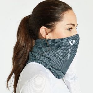 Oiselle flyout gaiter black/white one size NWT